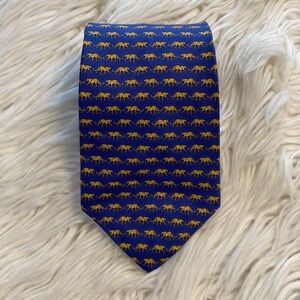 TieRack Man Tie color blue /yellow with tiger design see all photos